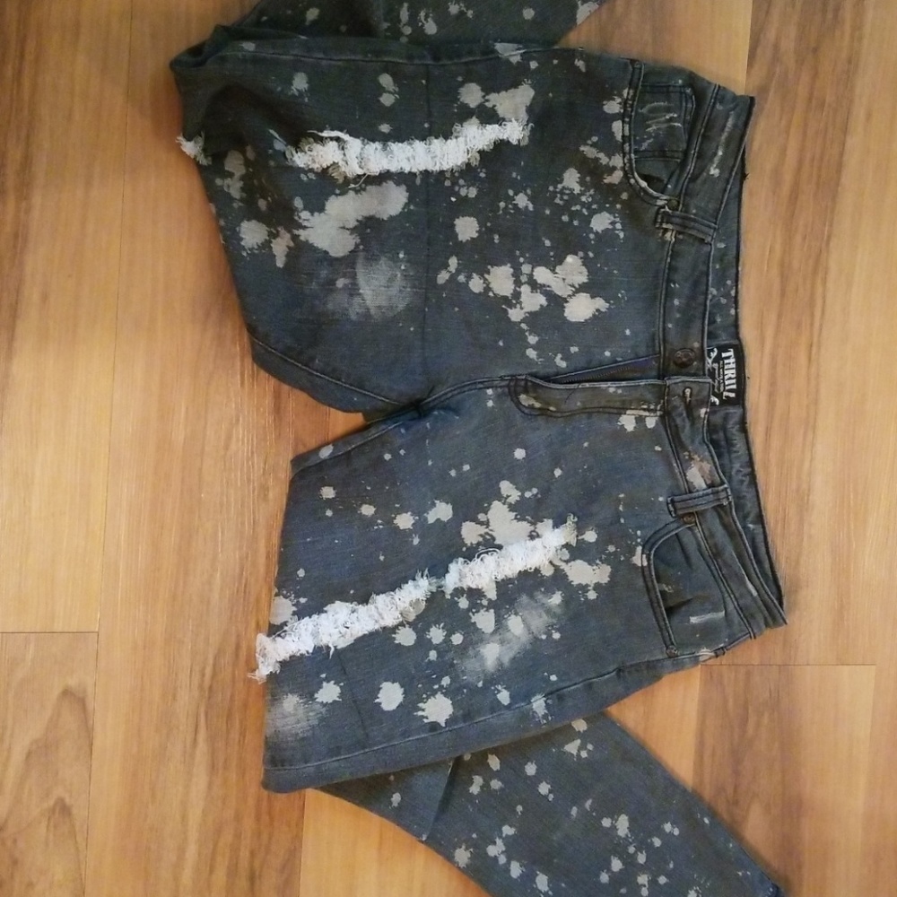 Jeans - Picture 3 of 3